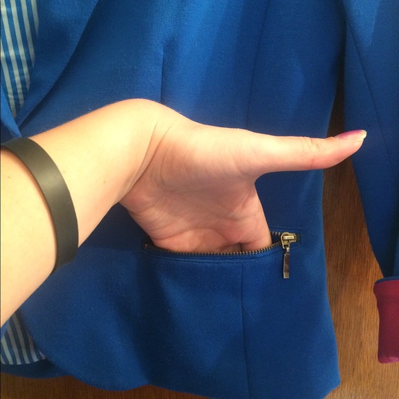 Juniors Blazer - Picture 3 of 3